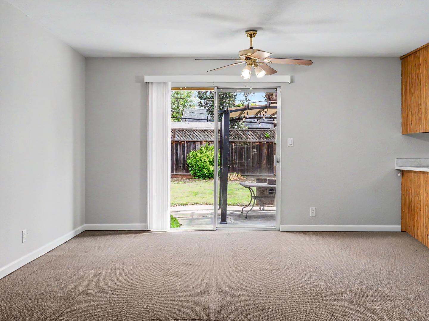 5438 Farina Lane