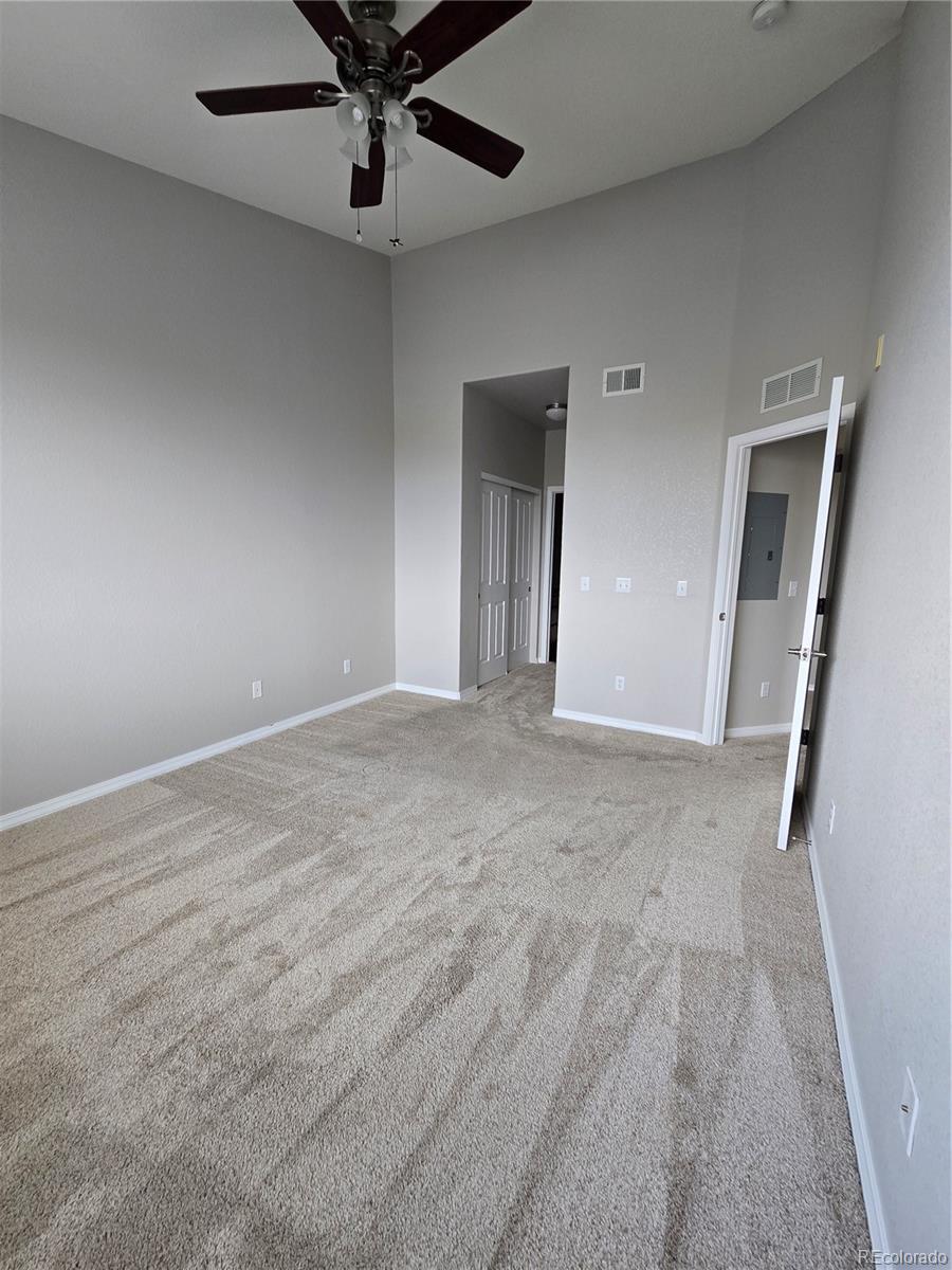 8726 S Kline Street Unit: 208