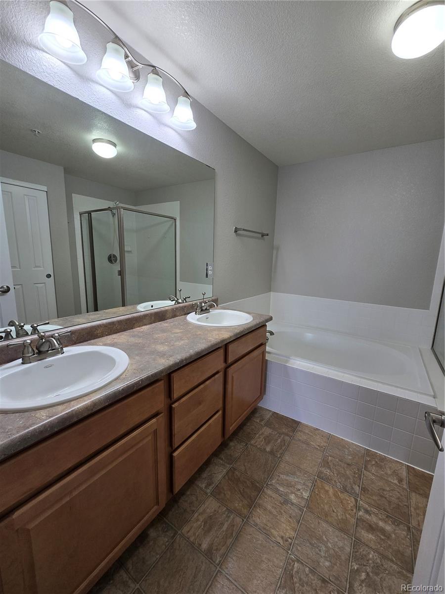 8726 S Kline Street Unit: 208