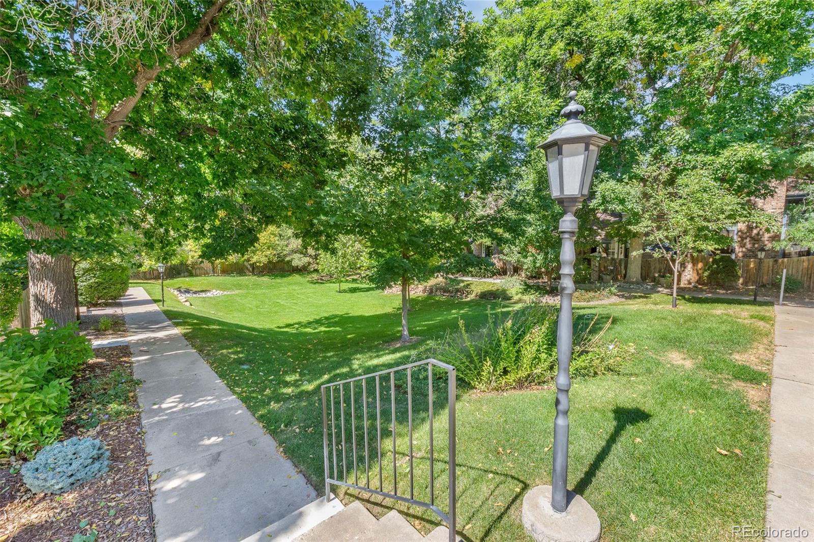 1417 W Lake Court