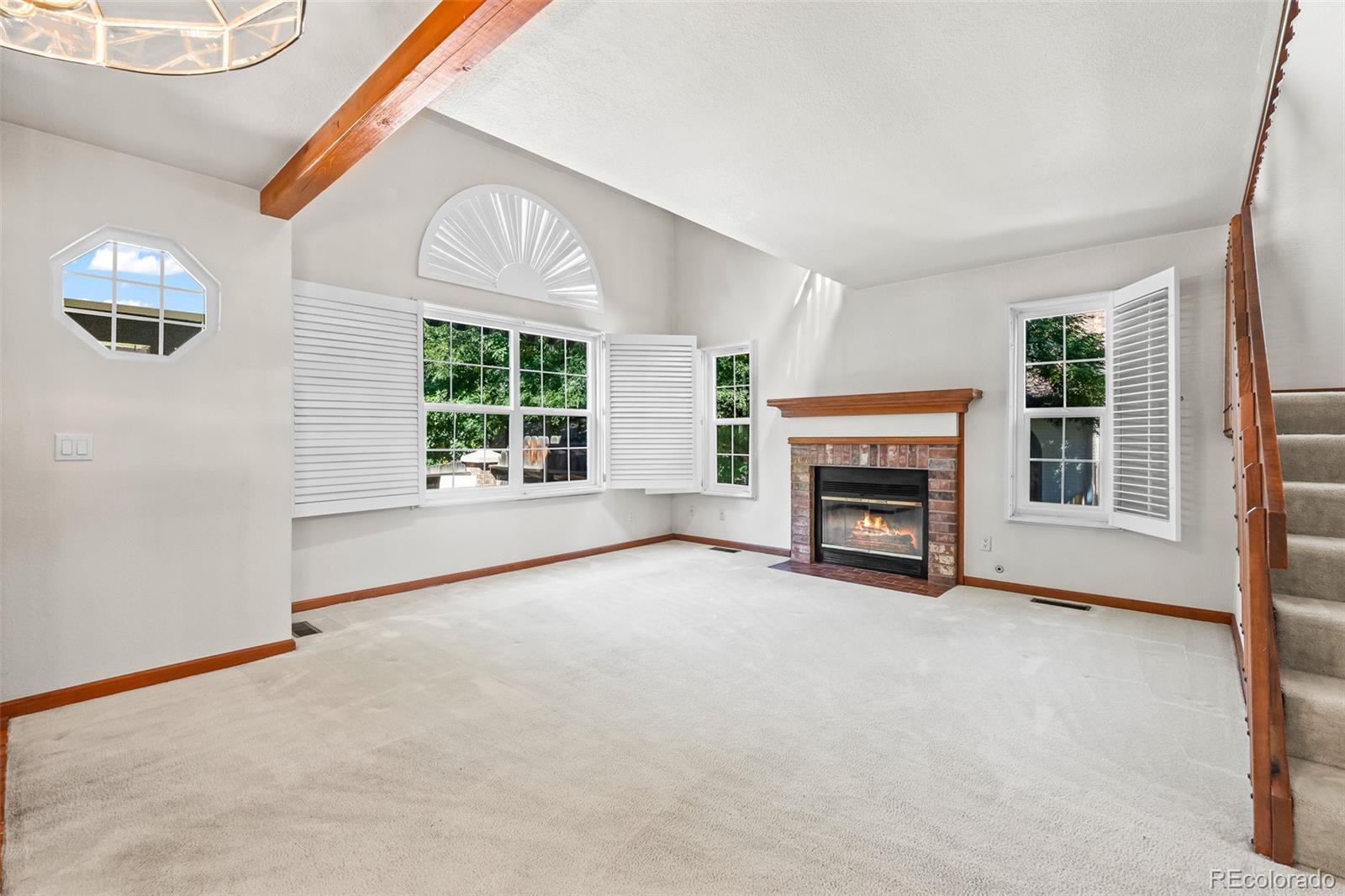 1417 W Lake Court