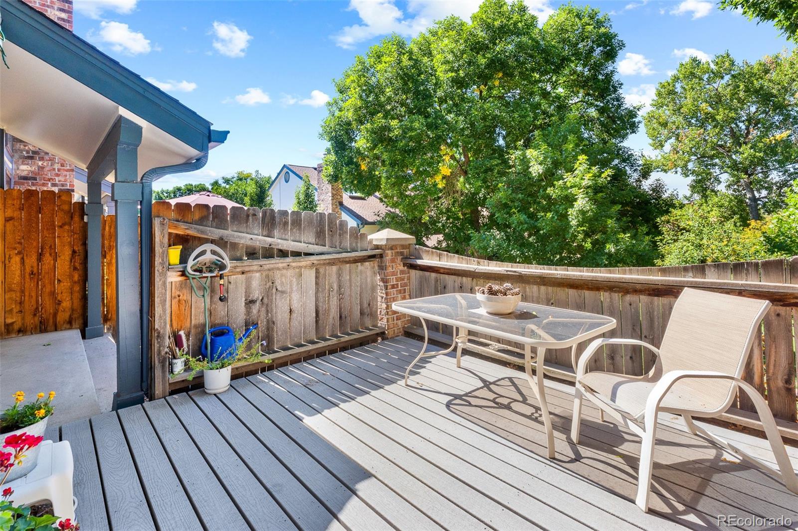 1417 W Lake Court