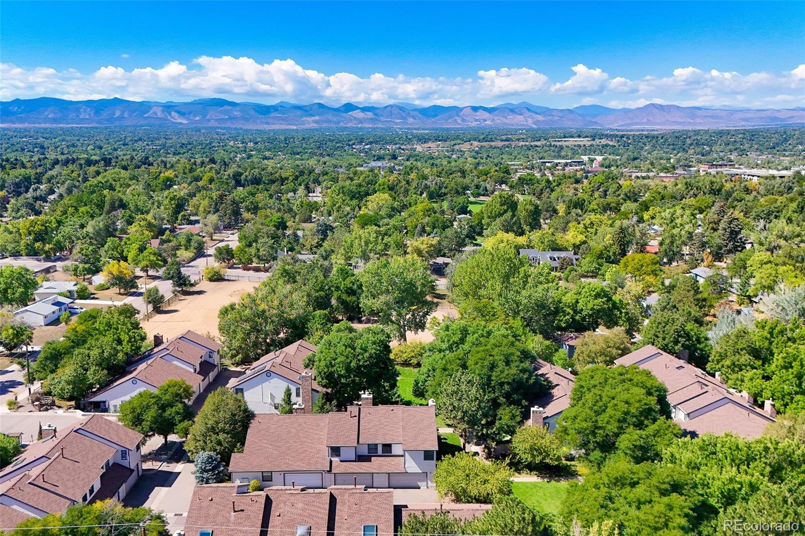 1417 W Lake Court