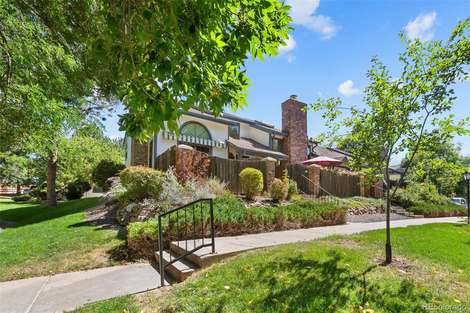 1417 W Lake Court