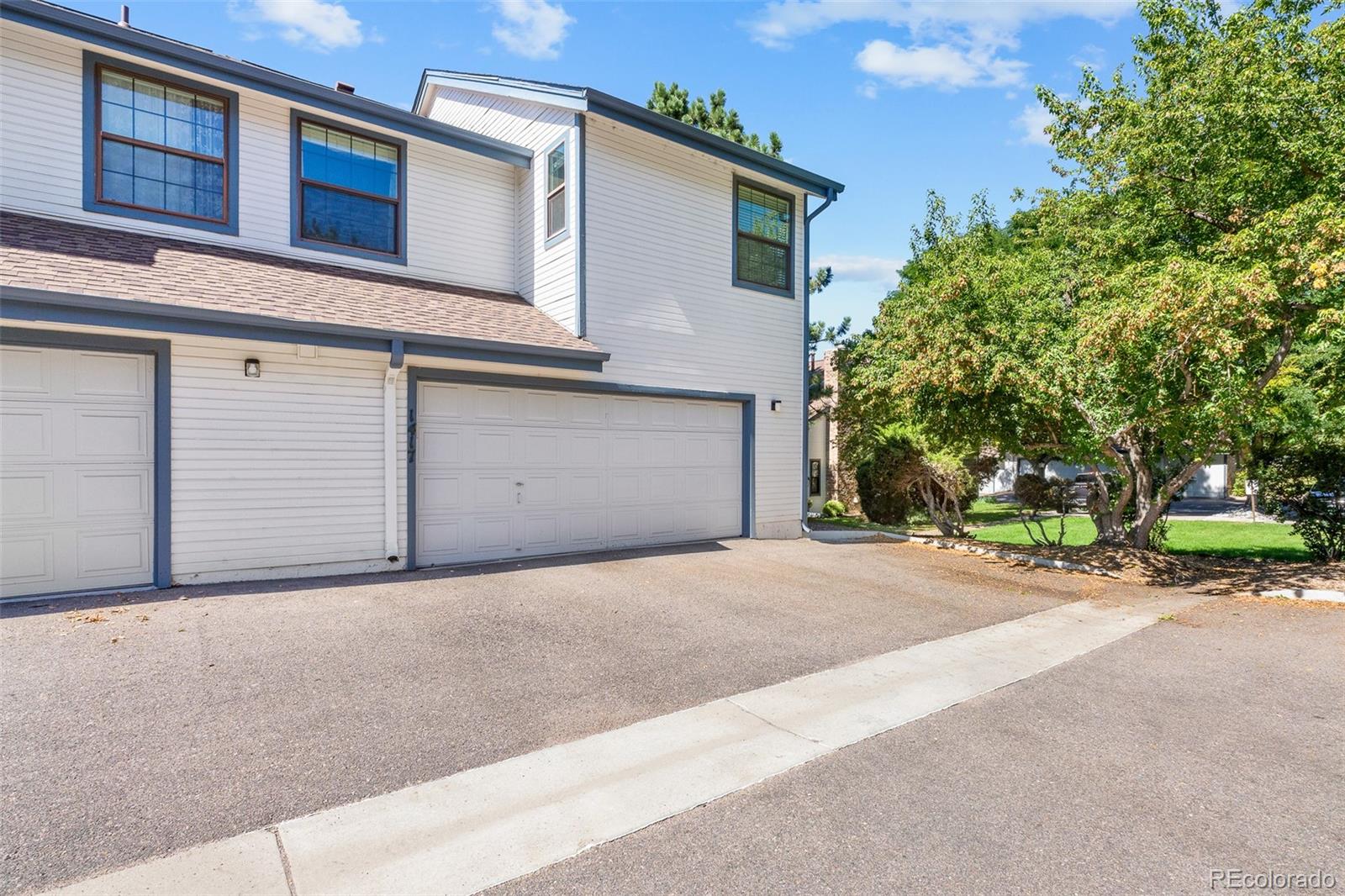 1417 W Lake Court