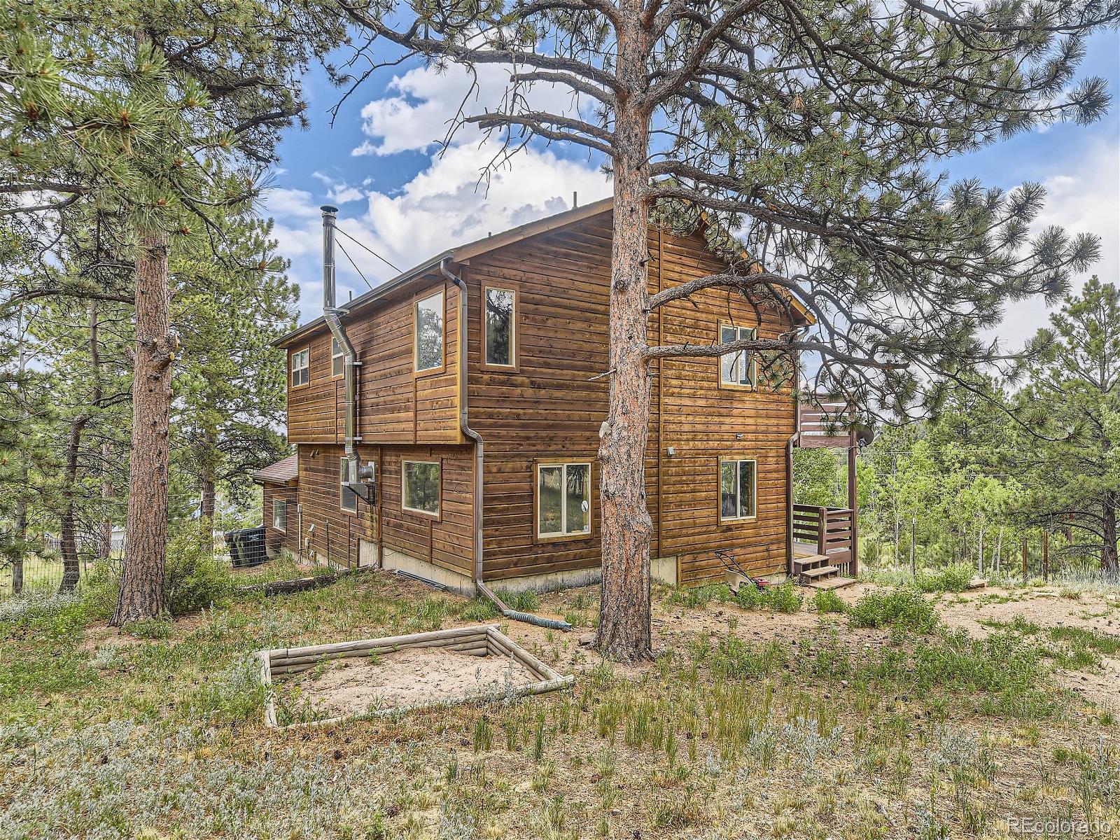 127 N Pine Drive