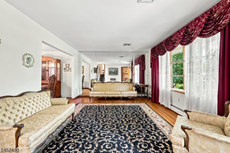 470 Blue Ridge Ave