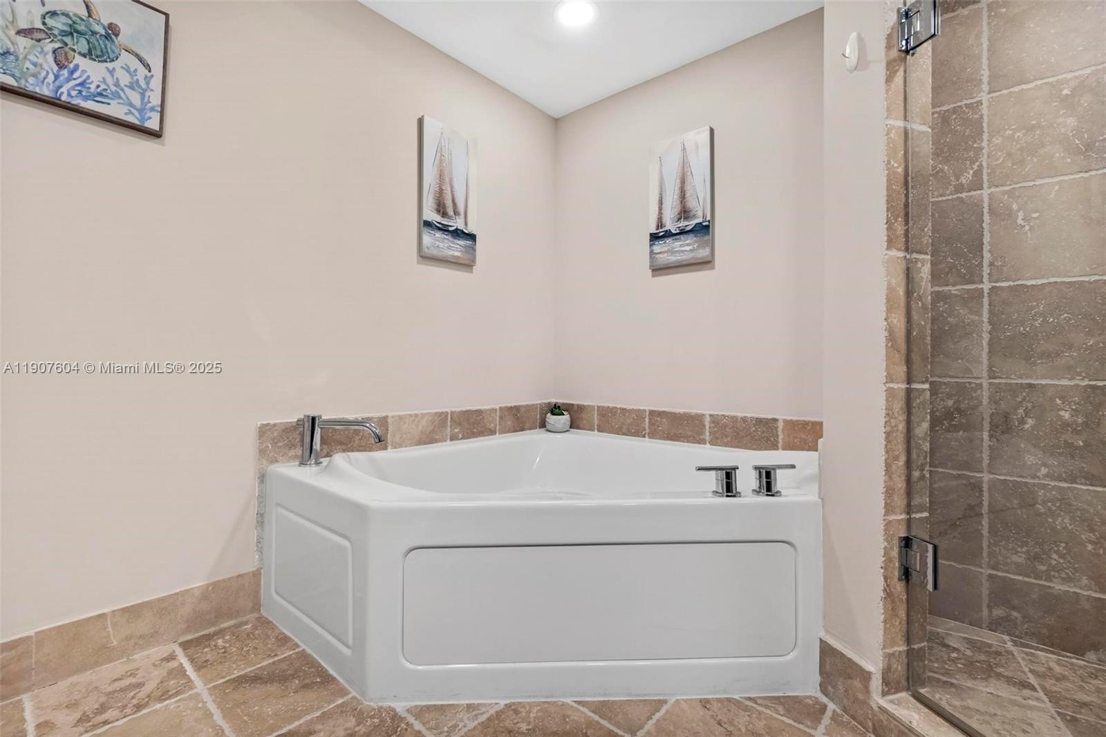 18201 Collins Ave # 1408