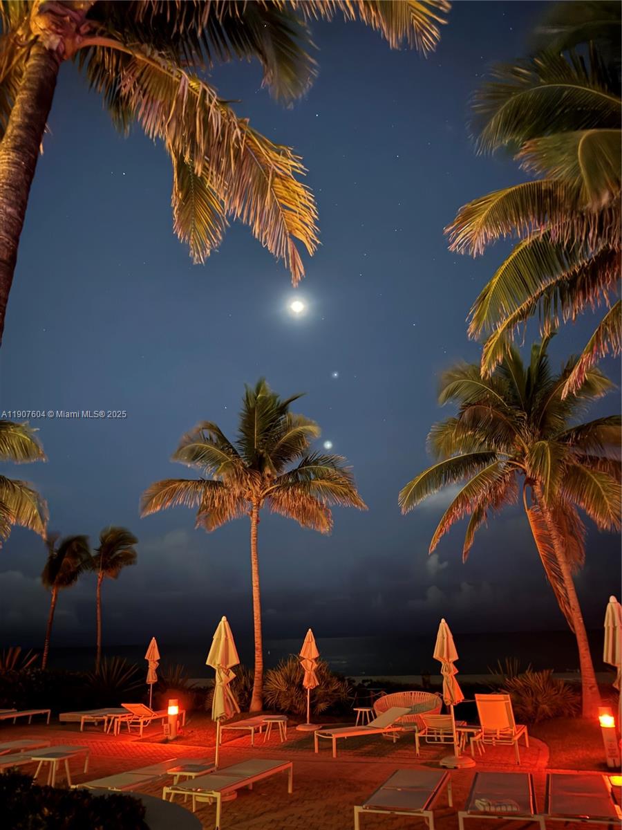 18201 Collins Ave # 1408