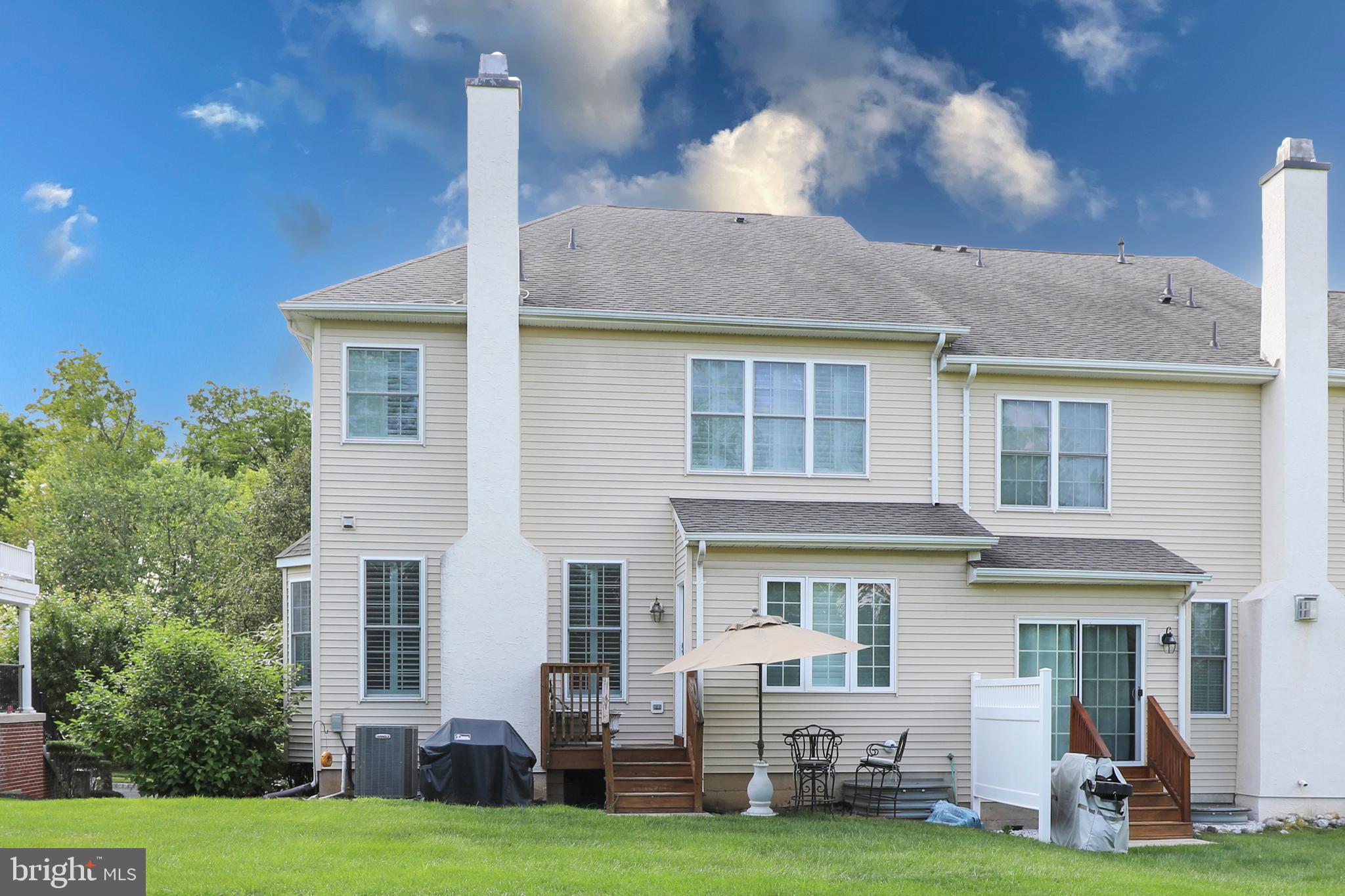 2329 ROSEMONT TERRACE