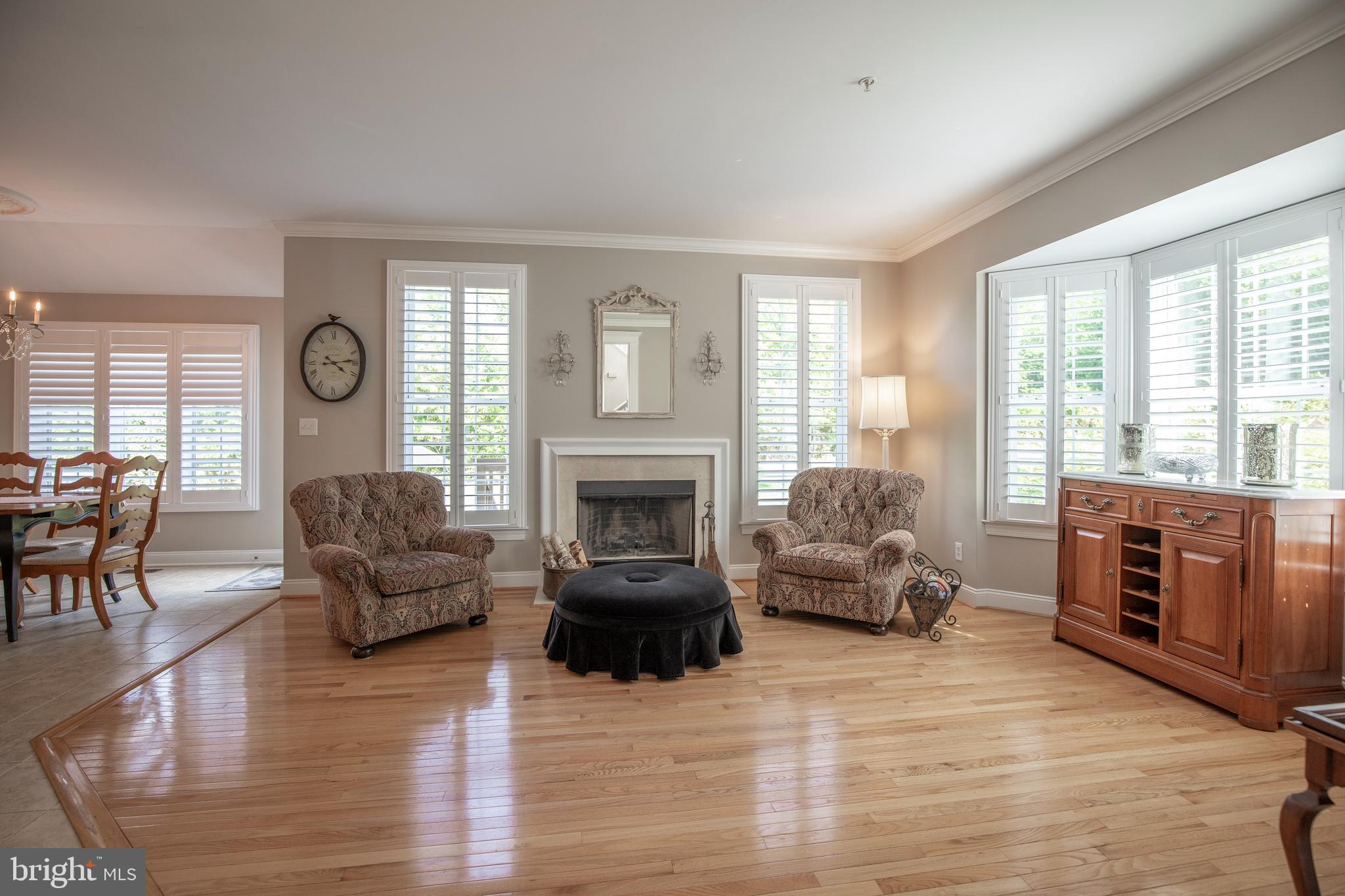 2329 ROSEMONT TERRACE