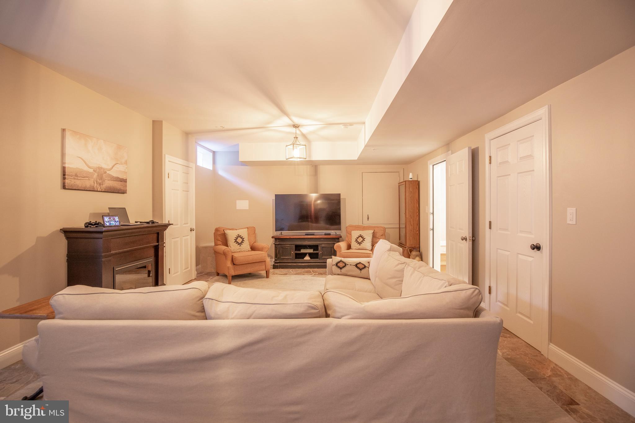 2329 ROSEMONT TERRACE