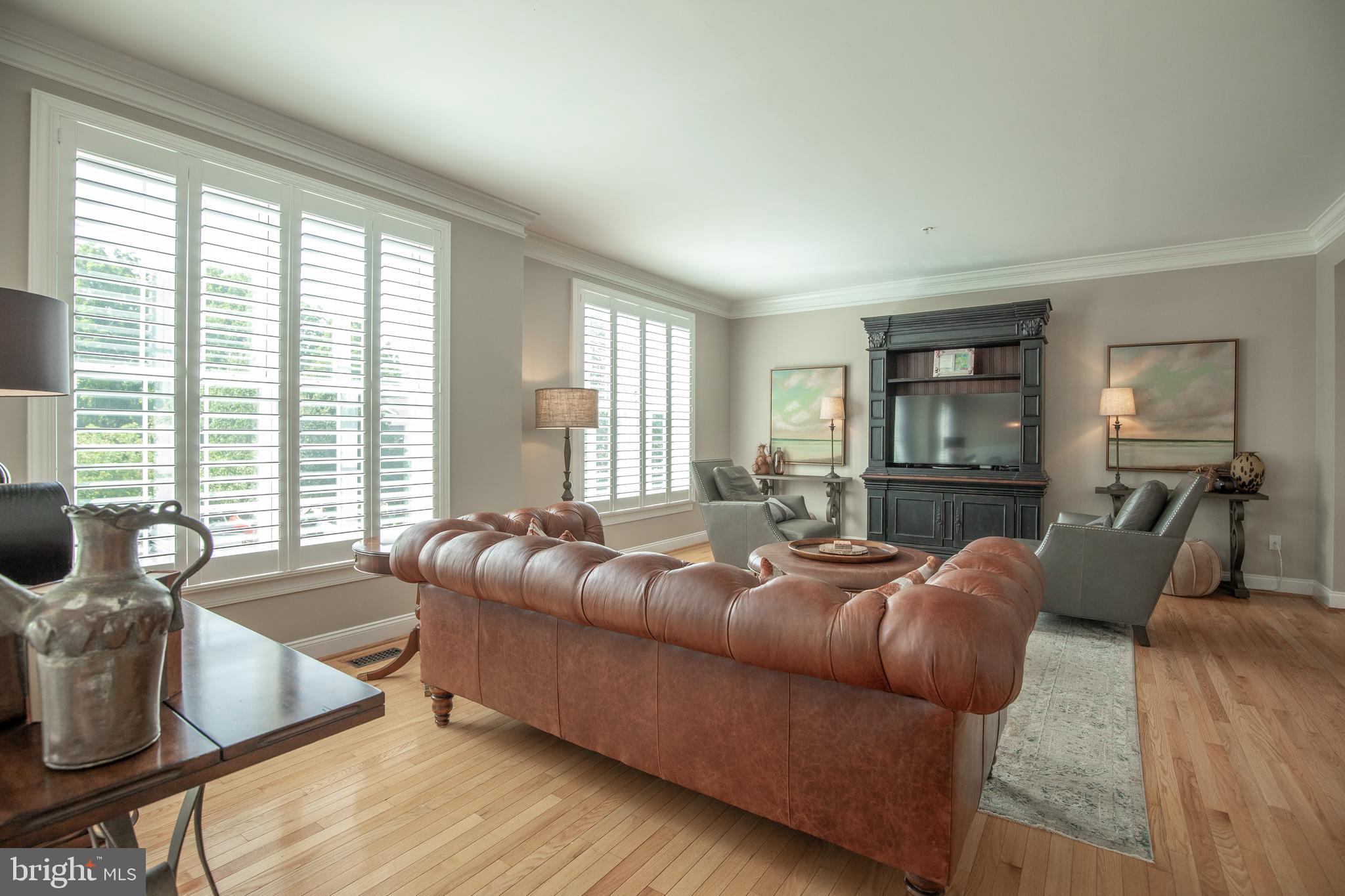 2329 ROSEMONT TERRACE