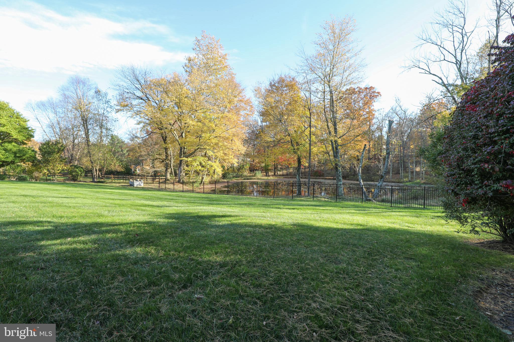 107 Whisper Wood COURT