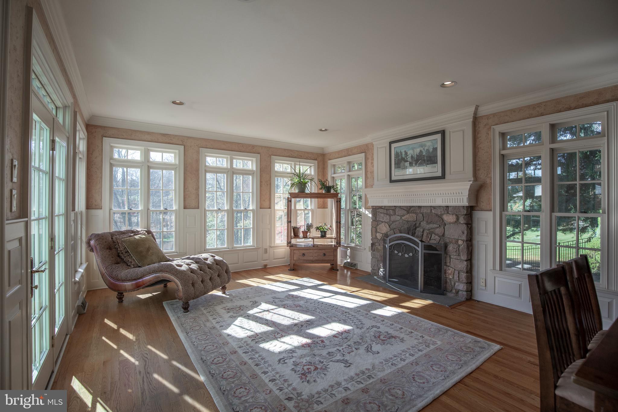 107 Whisper Wood COURT