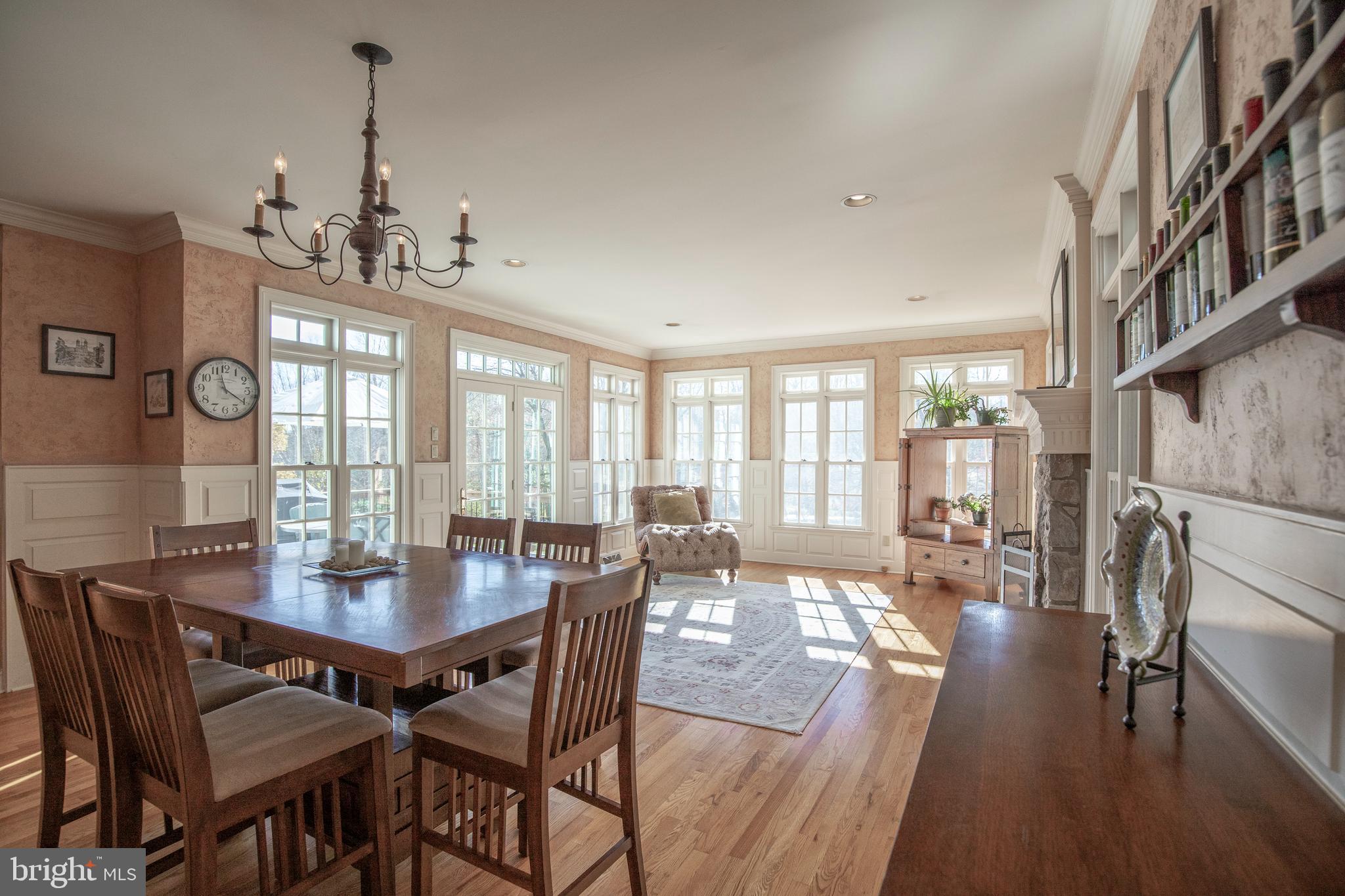 107 Whisper Wood COURT