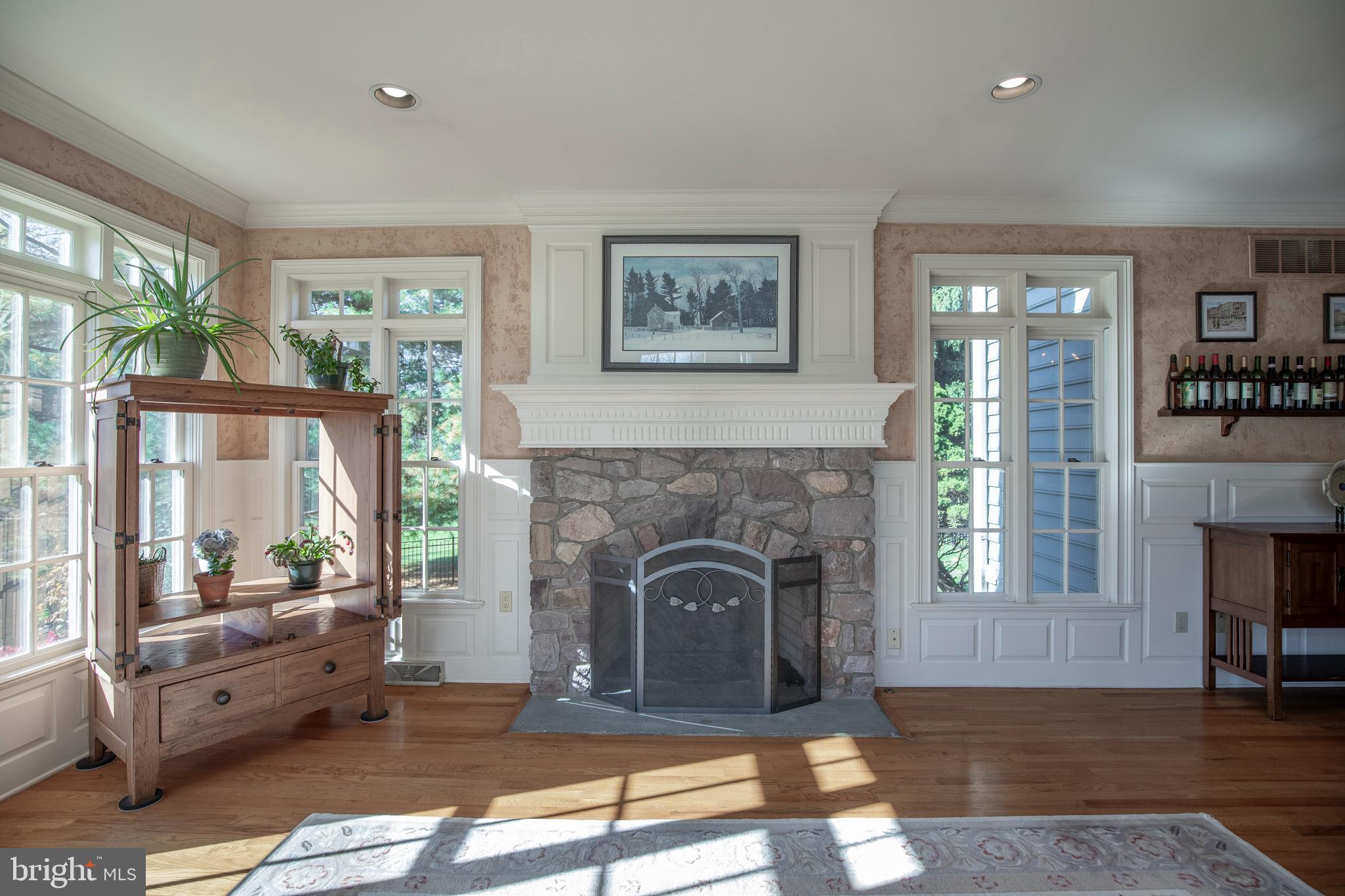 107 Whisper Wood COURT