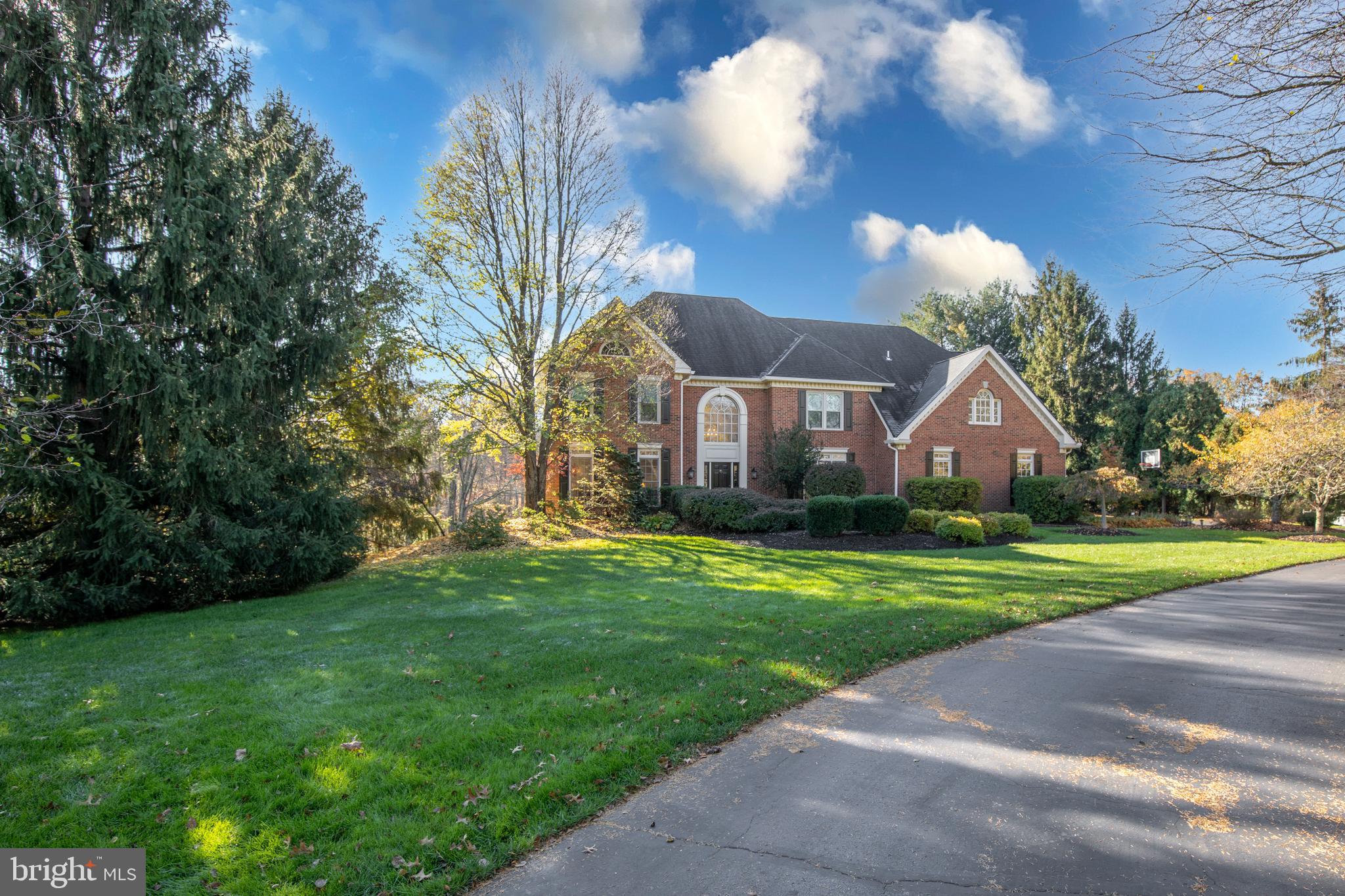 107 Whisper Wood COURT