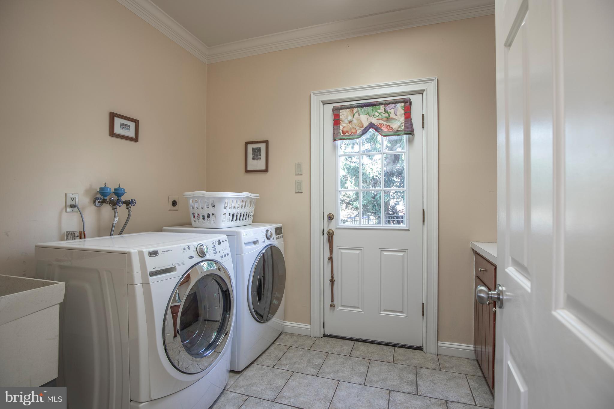 107 Whisper Wood COURT