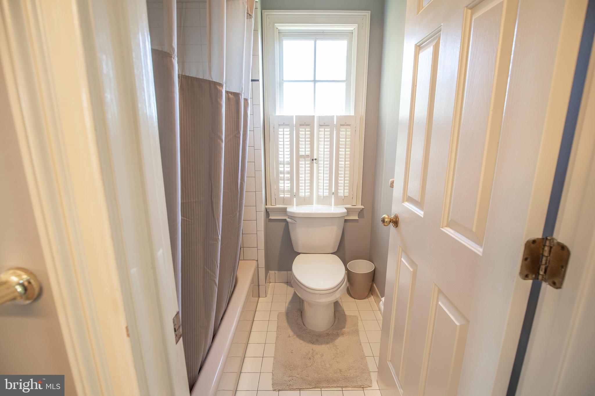 107 Whisper Wood COURT