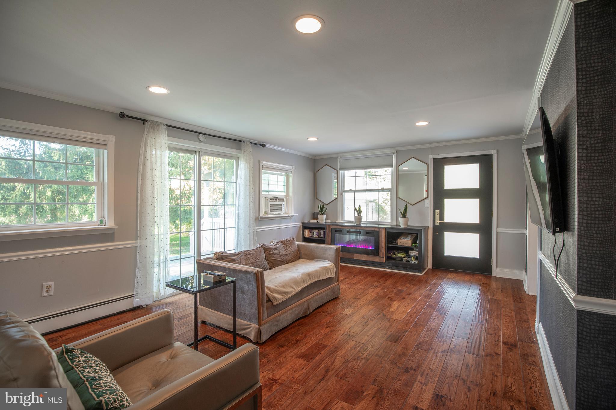 732 Bustleton Pike