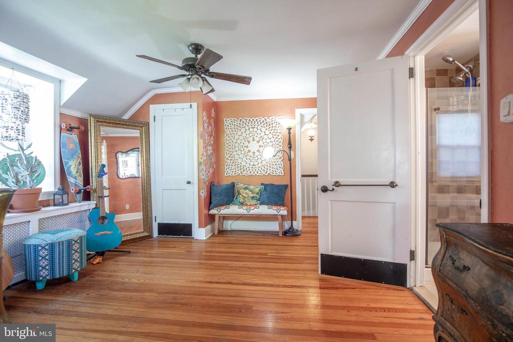 732 Bustleton Pike
