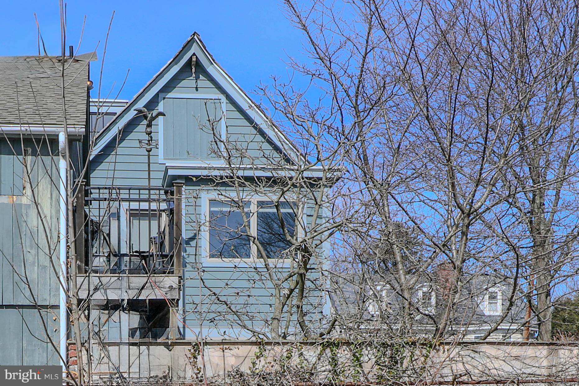 106 Penn St