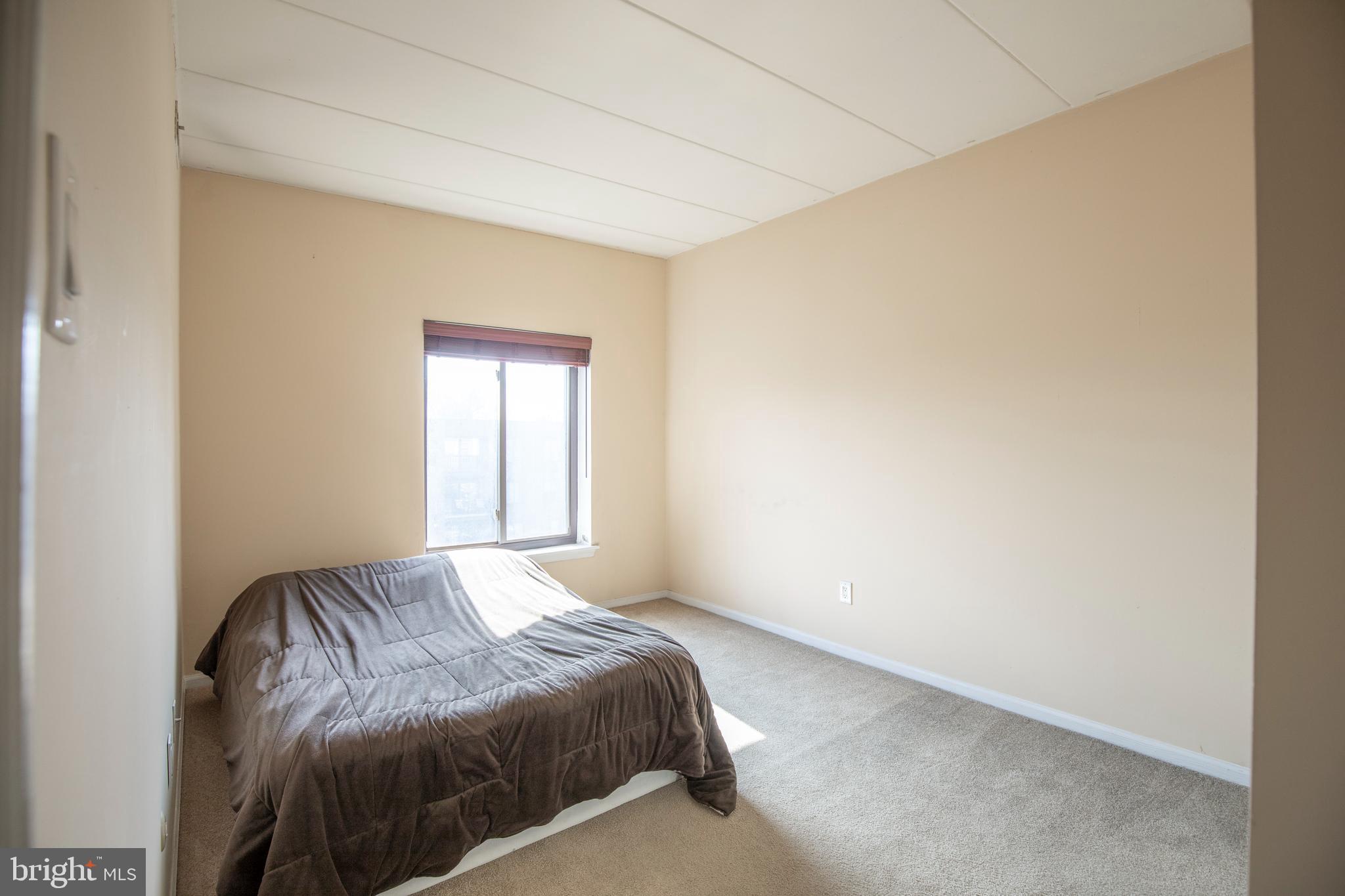 41 Oakridge Dr