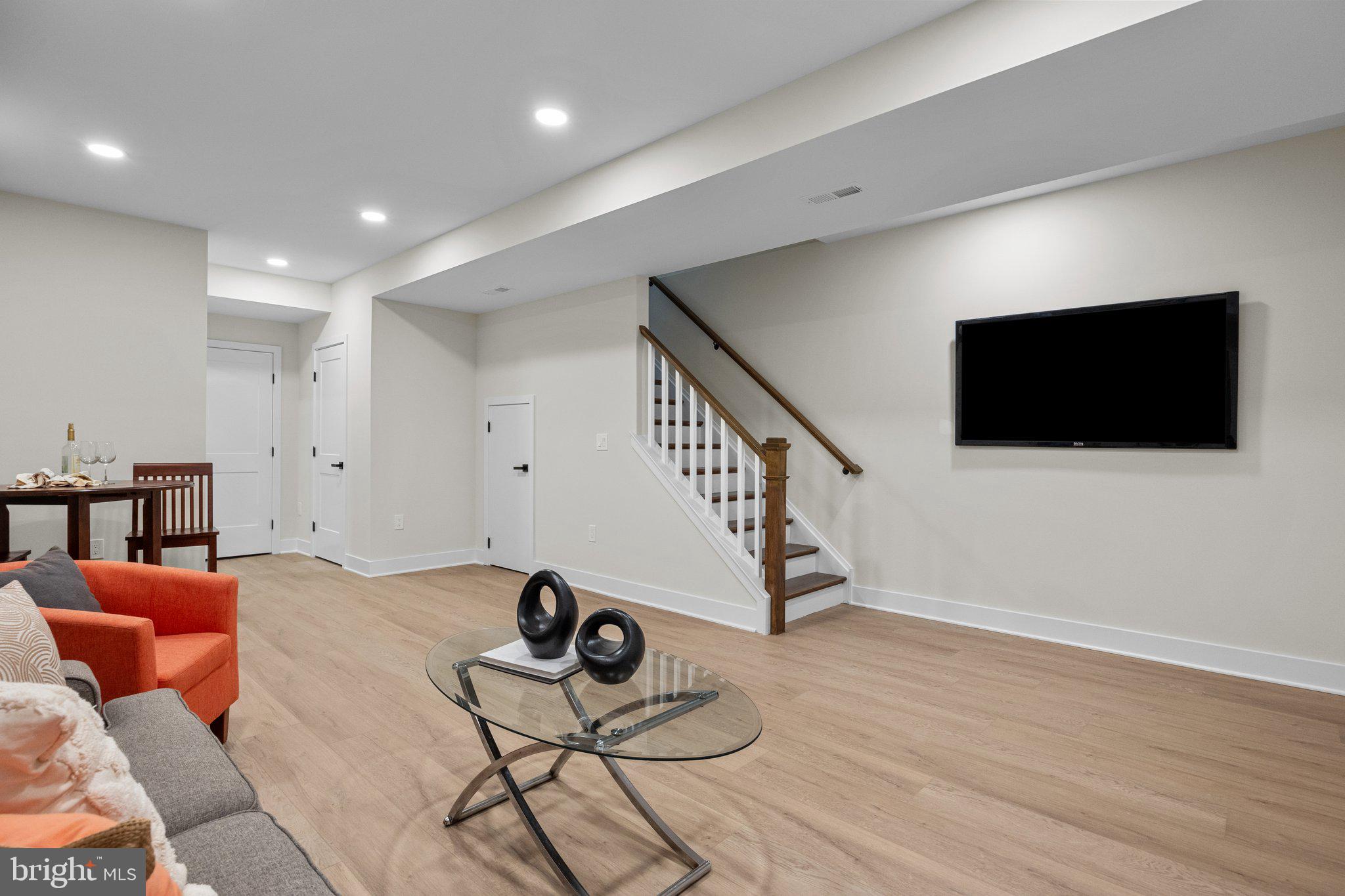 121 Thorton Lane