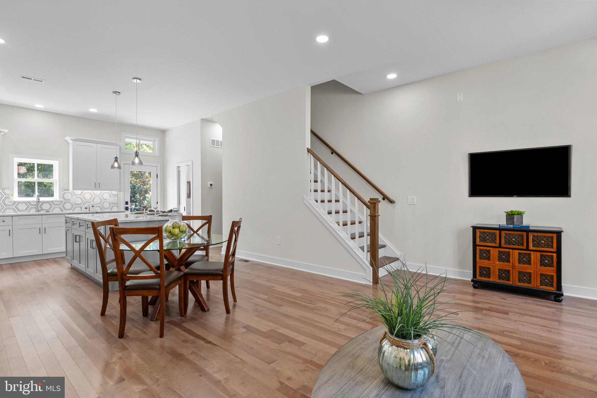 121 Thorton Lane