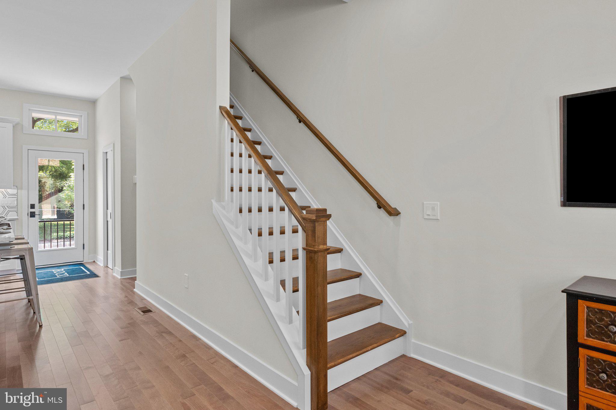 121 Thorton Lane