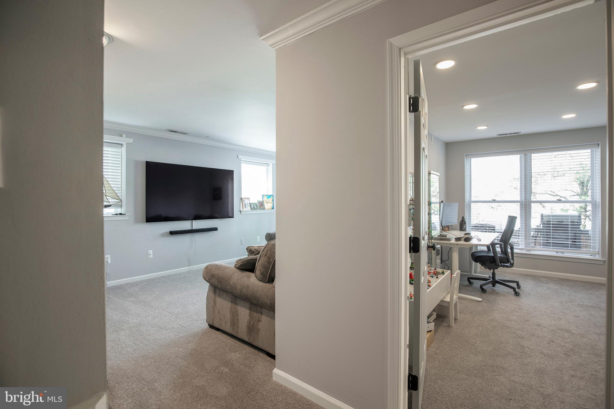 25 Commanders Dr #46