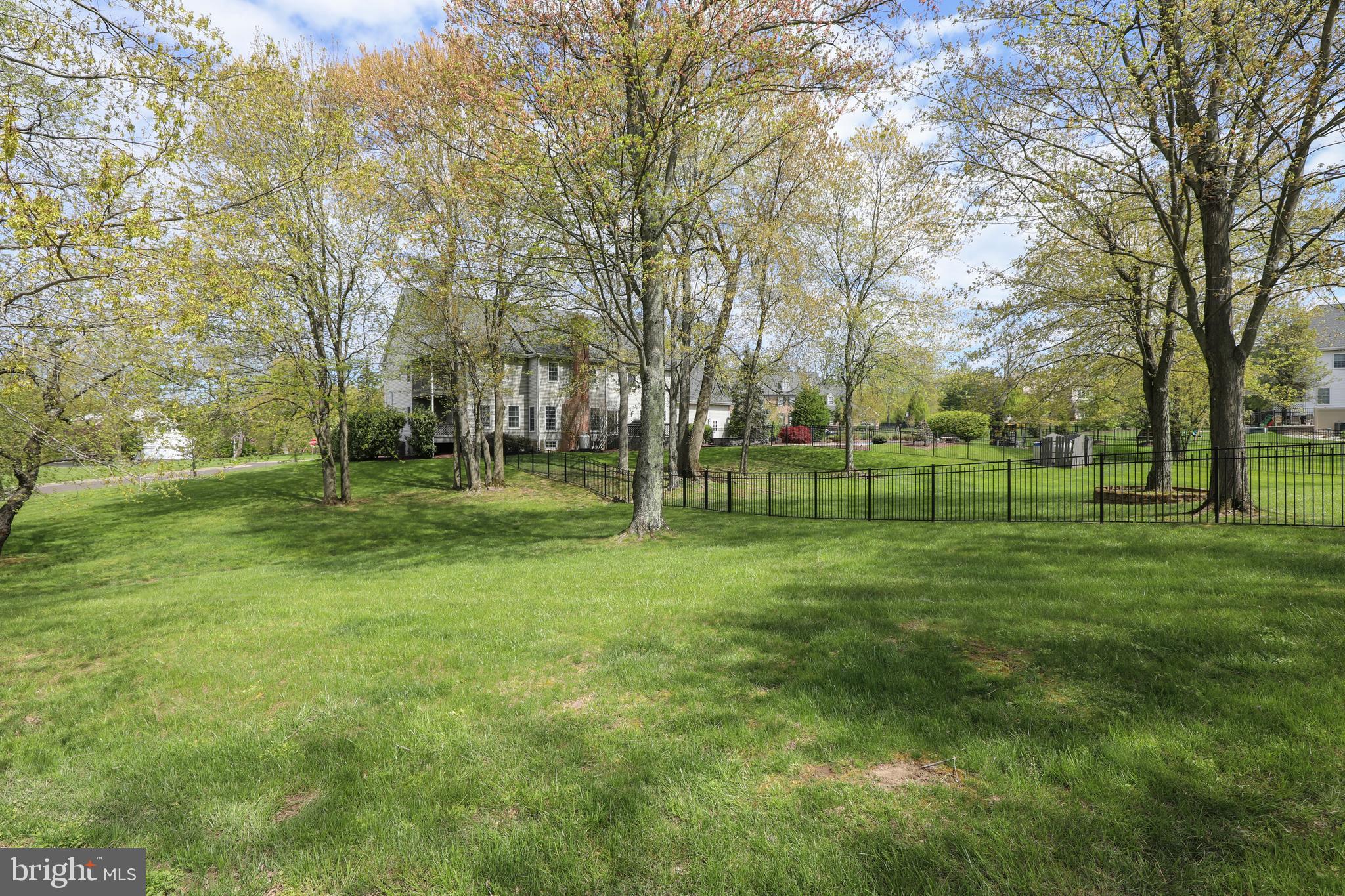 4 Bayshore Dr