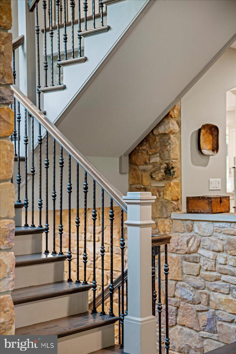 22 Great Hills Rd
