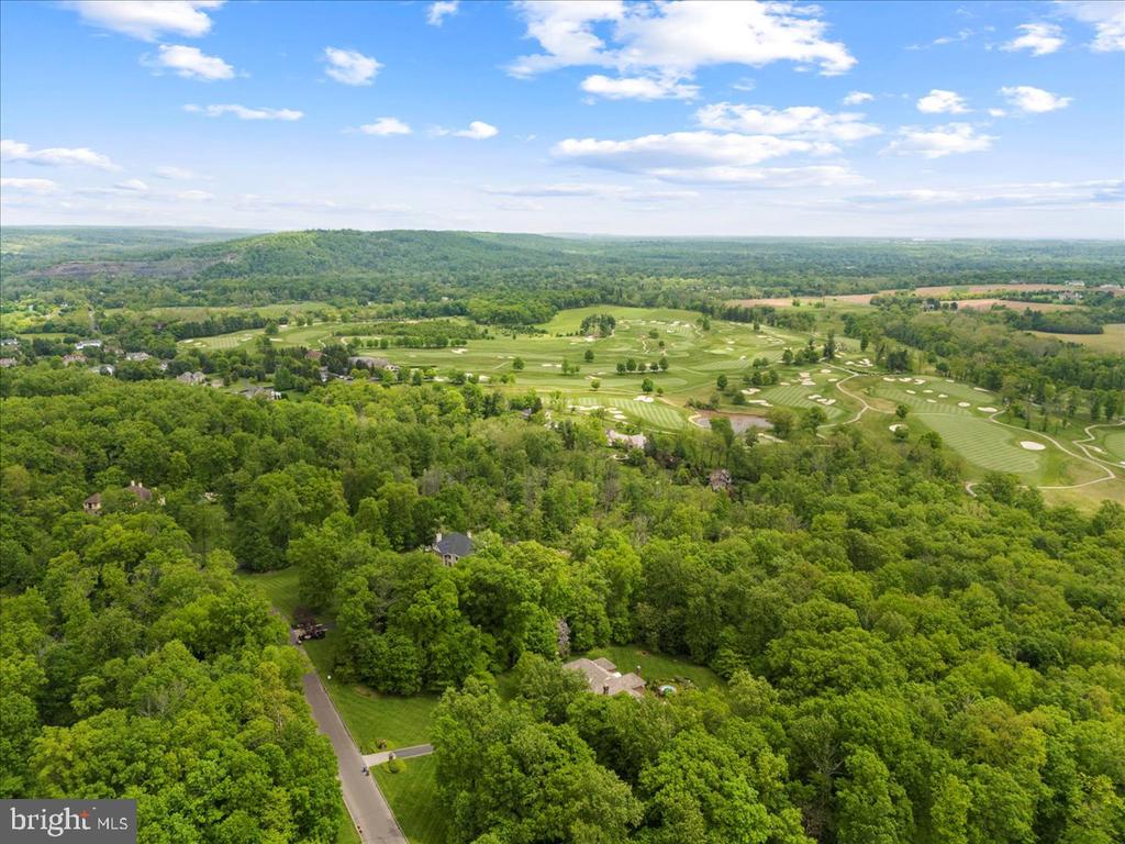 22 Great Hills Rd