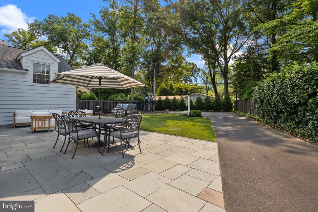 12 Keats Rd