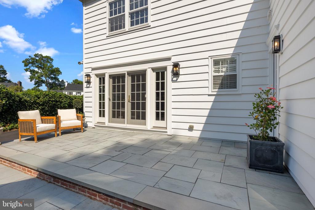 12 Keats Rd