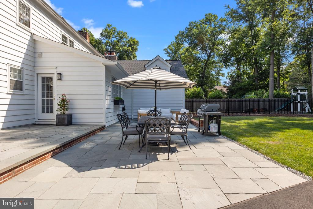 12 Keats Rd