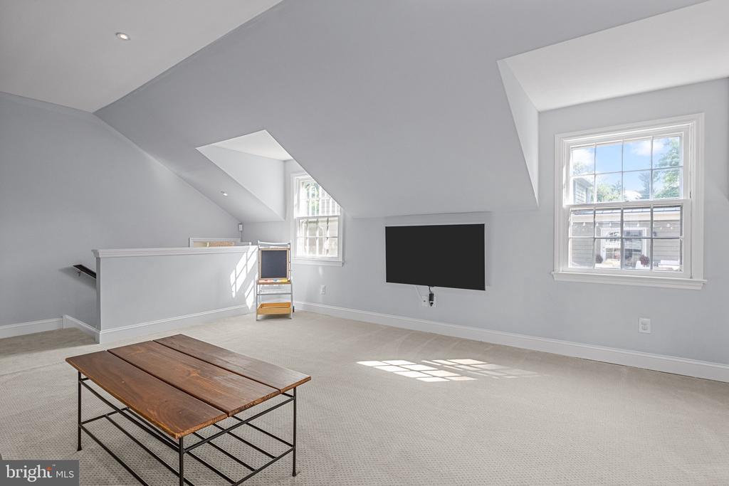 12 Keats Rd