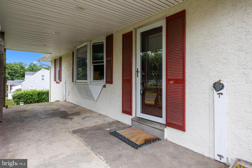281 S Clearview Ave