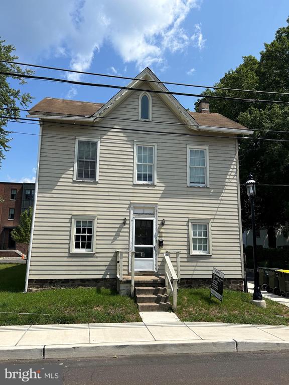 211 Court St