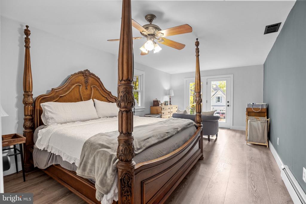 25 Hickory Ln