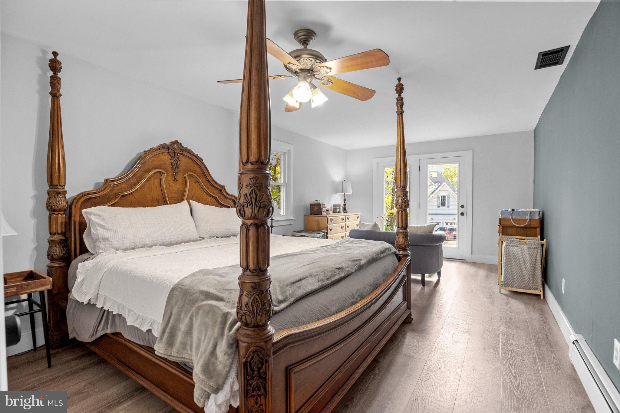 25 Hickory Ln