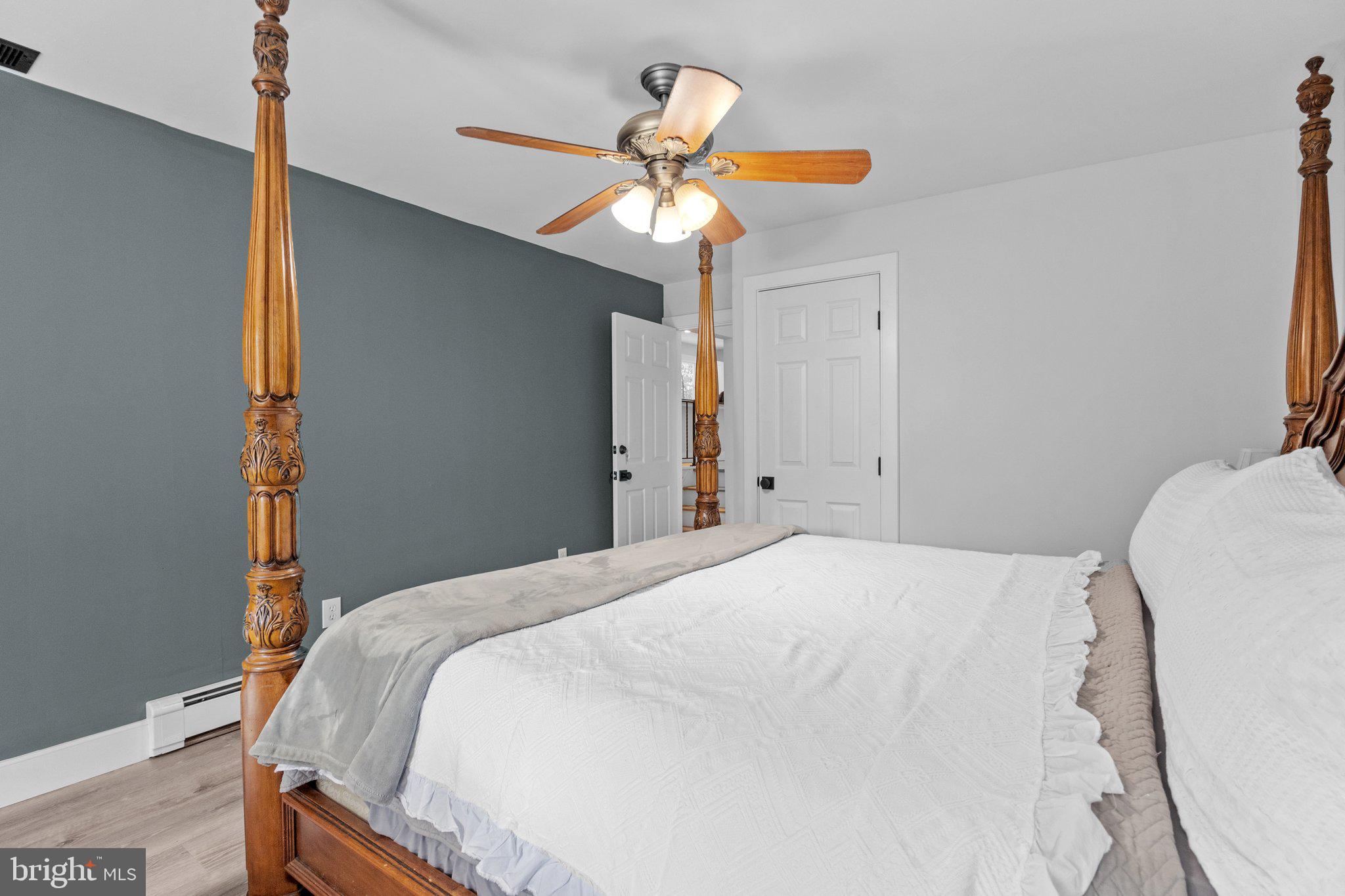 25 Hickory Ln