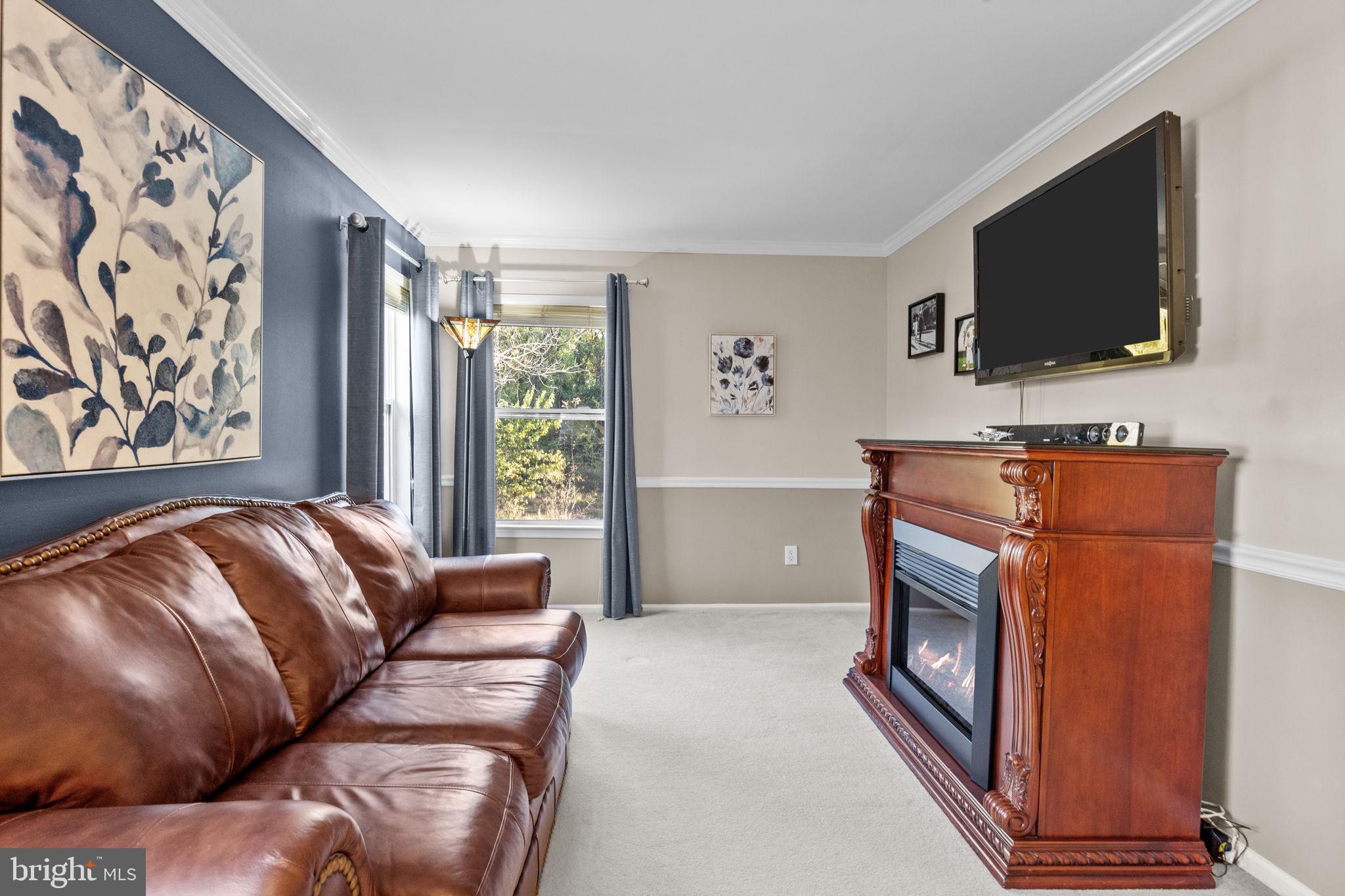 375 Shade Tree Ct