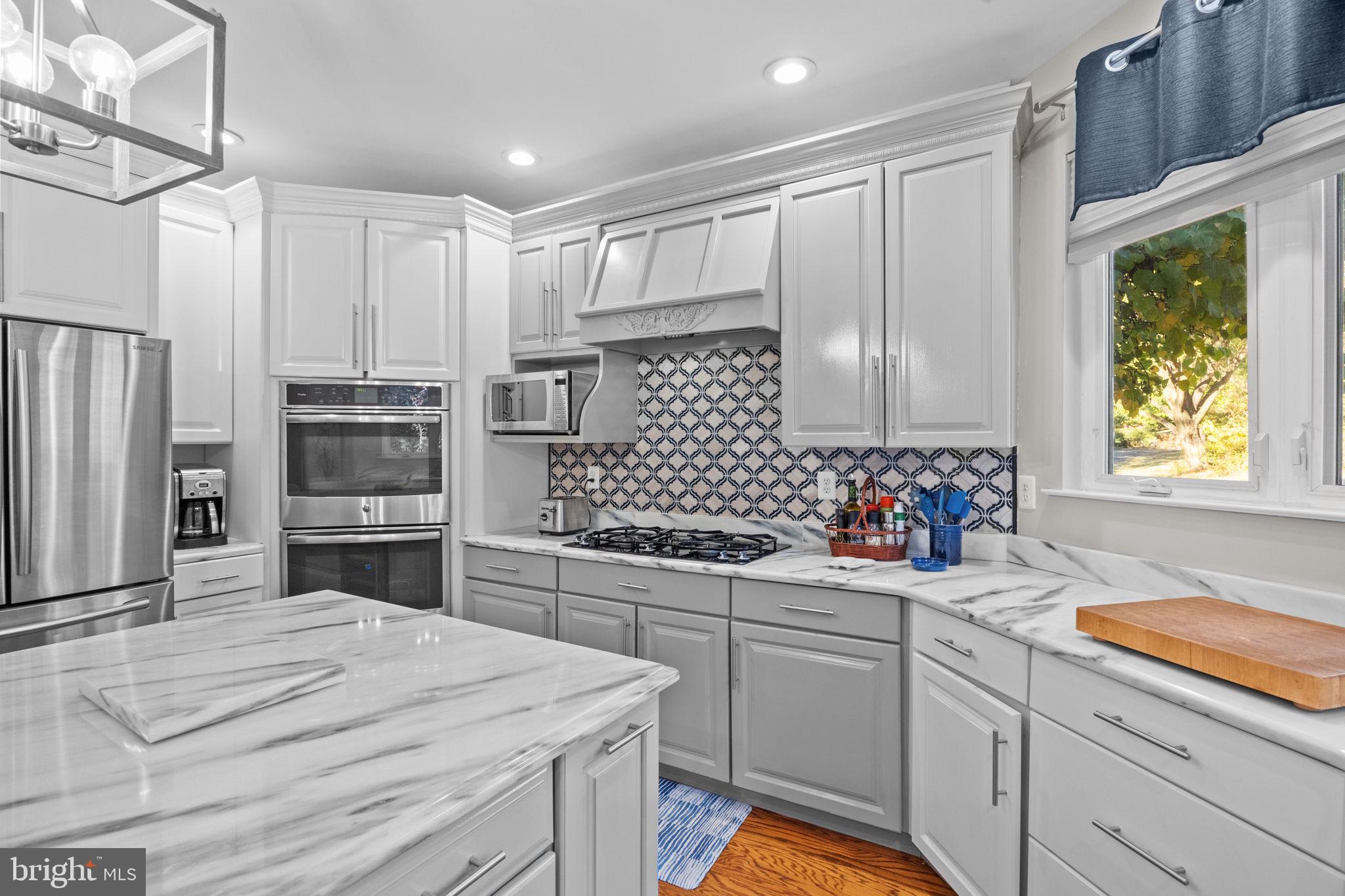 375 Shade Tree Ct