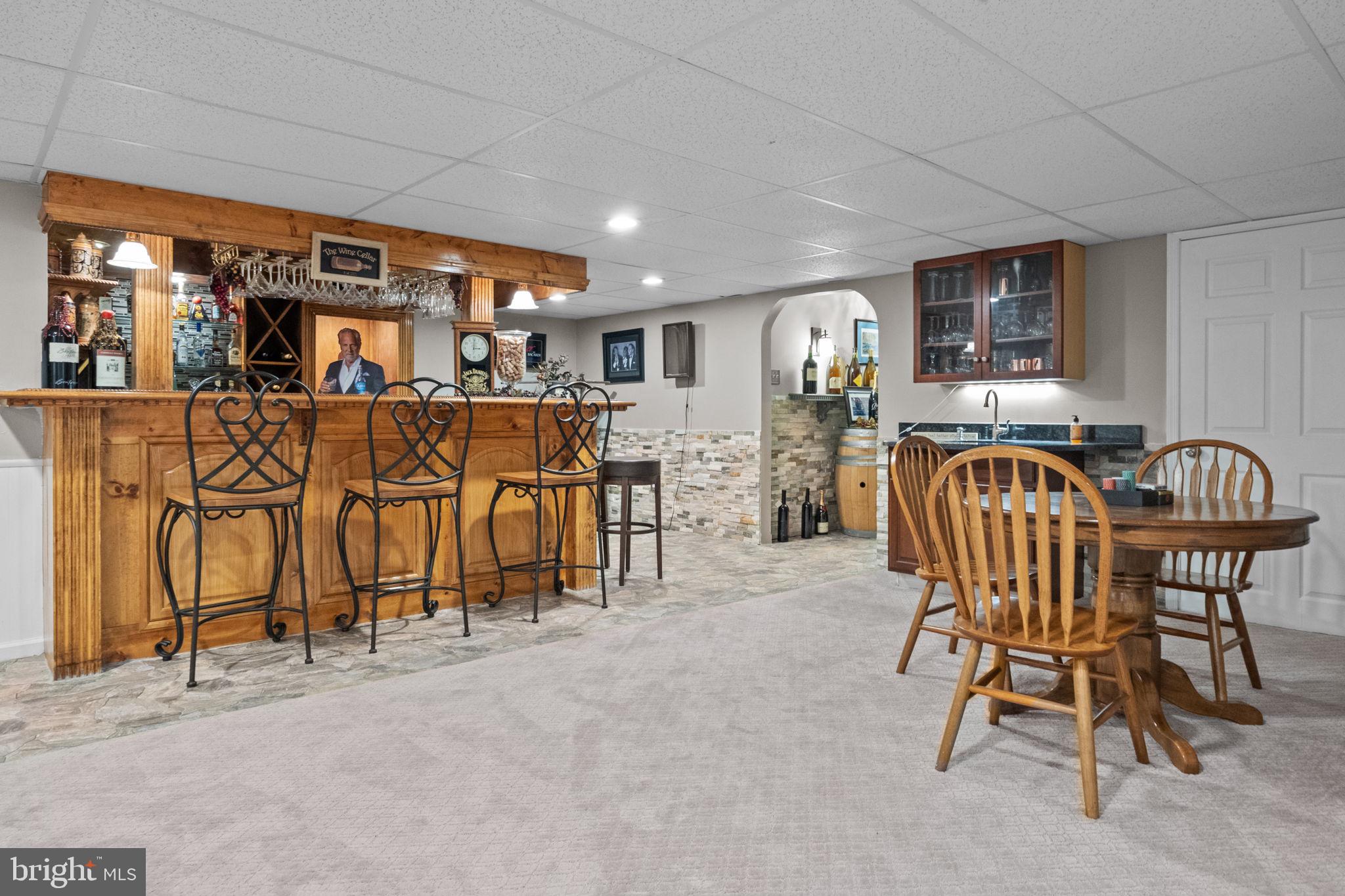 375 Shade Tree Ct