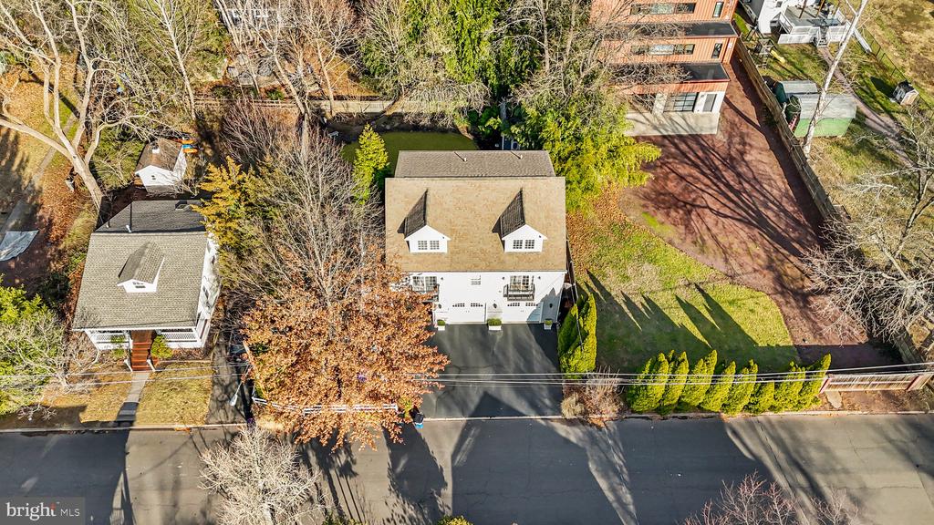 70 Morgan Ave