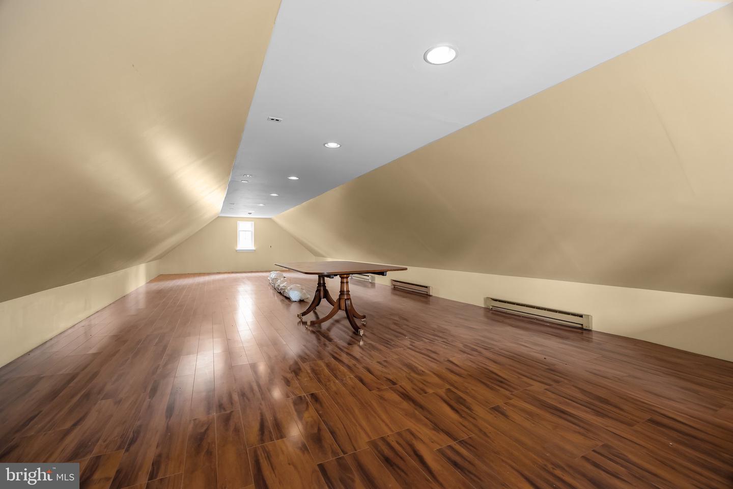 6068 Stoney Hill Rd