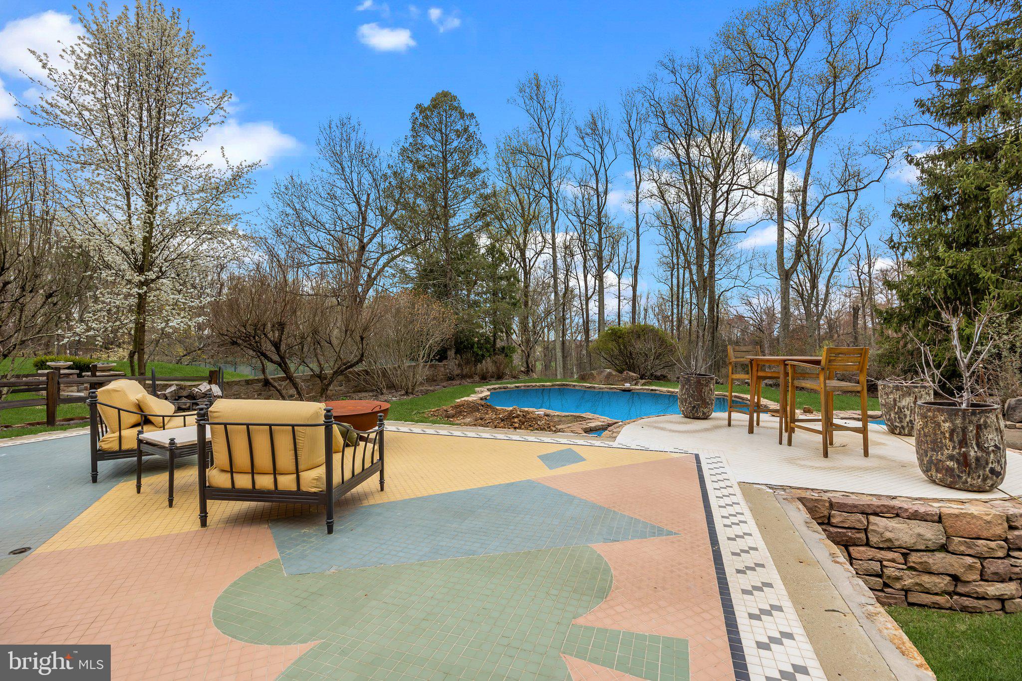 6068 Stoney Hill Rd
